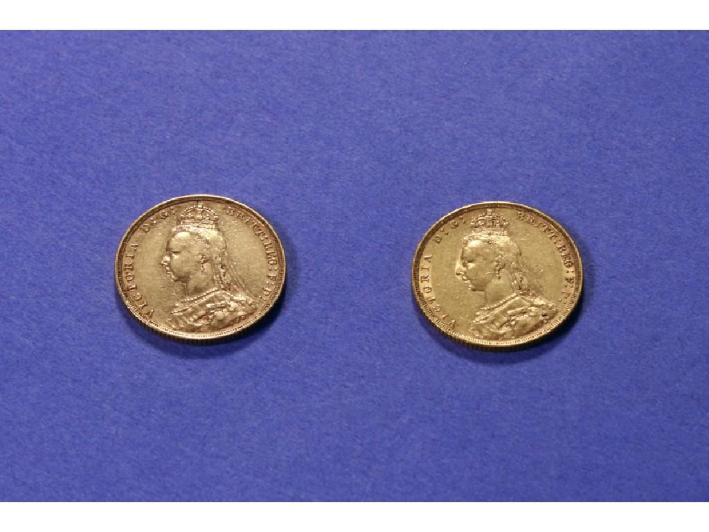 Appraisal: A VICTORIAN GOLD SOVEREIGN and one other