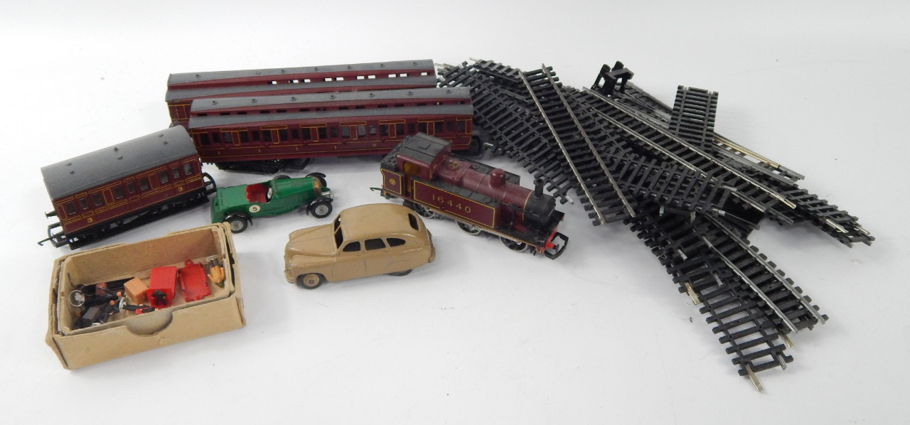 Appraisal: A Hornby gauge locomotive and carriages etc and a Dinky