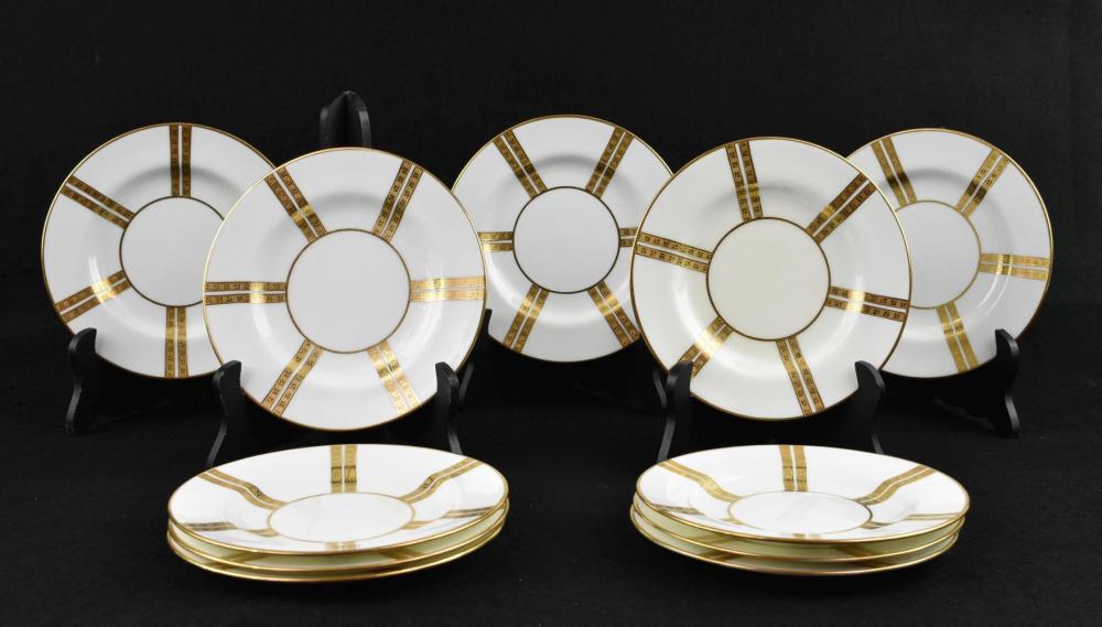 Appraisal: ELEVEN MINTON PARCEL GILT PORCELAIN DESSERT PLATESMid th Century The