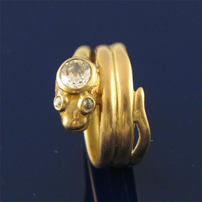 Appraisal: A late Victorian ct gold snake ring the head set