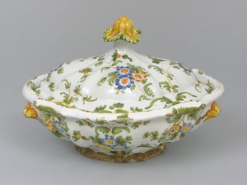 Appraisal: A Cantagali Lidded Tureen ca Early th Century A footed