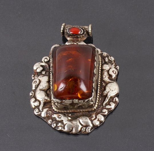 Appraisal: Vintage Sterling Silver Amber Pendant For your consideration in this