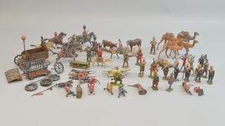 Appraisal: Collection of Britain's tin-plate to include Soldiers figures and animals