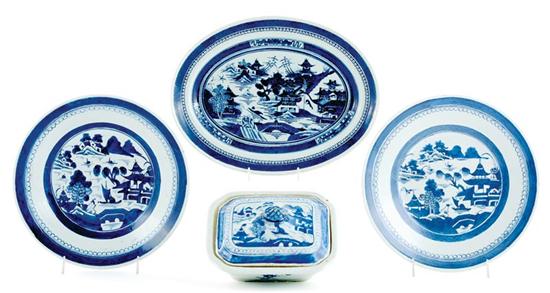 Appraisal: Chinese Export Canton serving dishes and platter th century pair