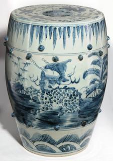 Appraisal: A CHINESE BLUE AND WHITE PORCELAIN BARREL STOOL Chinese porcelain