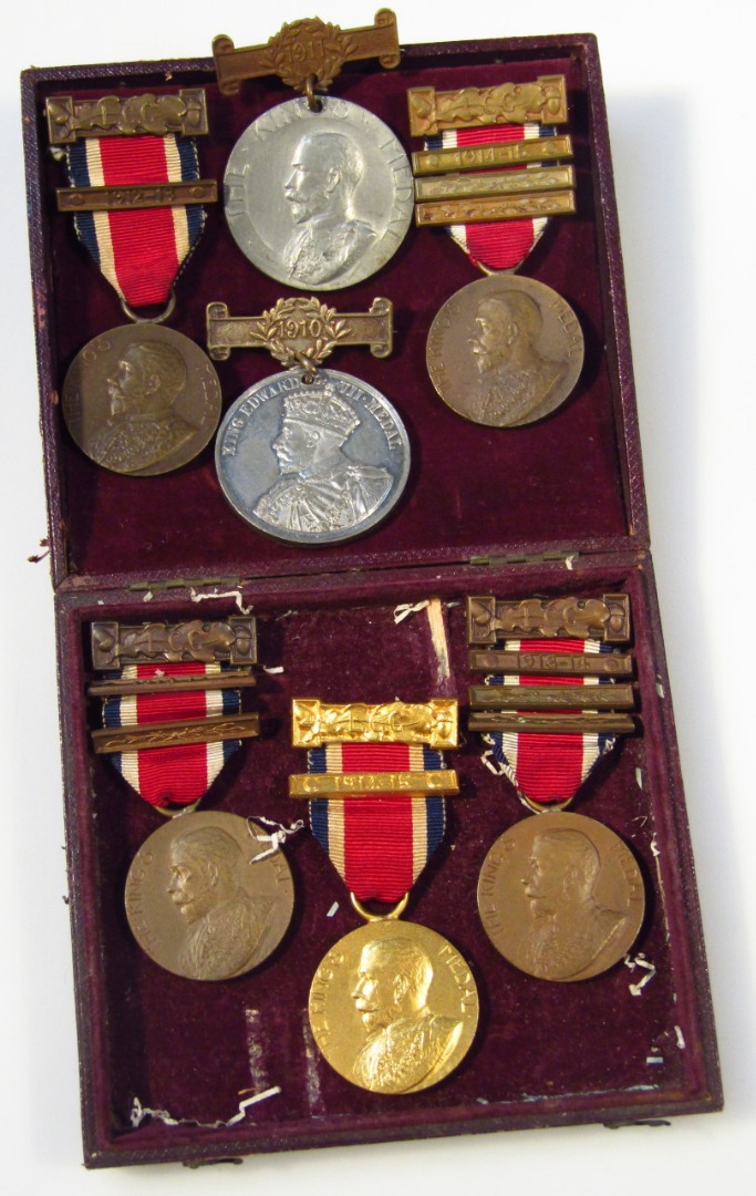 Appraisal: Various WWI Issue London County Council medals for conduct and