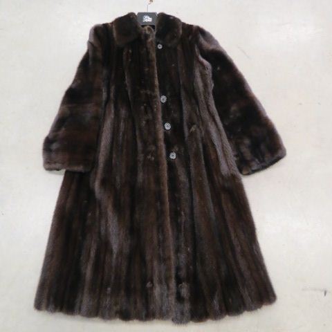 Appraisal: Fine Mink Coat custom made through Saks Fifth Avenue reportly