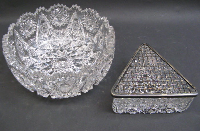 Appraisal: TWO AMERICAN CUT CRYSTAL TABLE ITEMS from the Brilliant Period