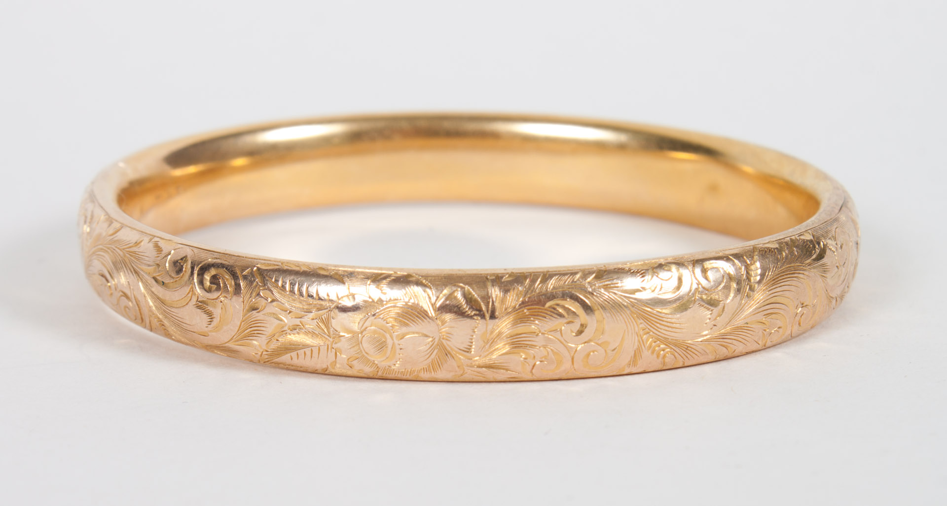 Appraisal: Engraved K gold bangle bracelet grams