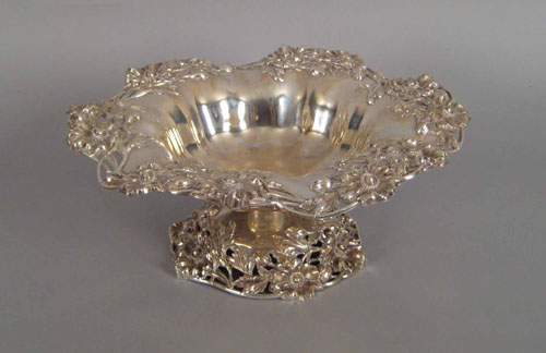 Appraisal: New York art nouveau sterling silver bowl early th c