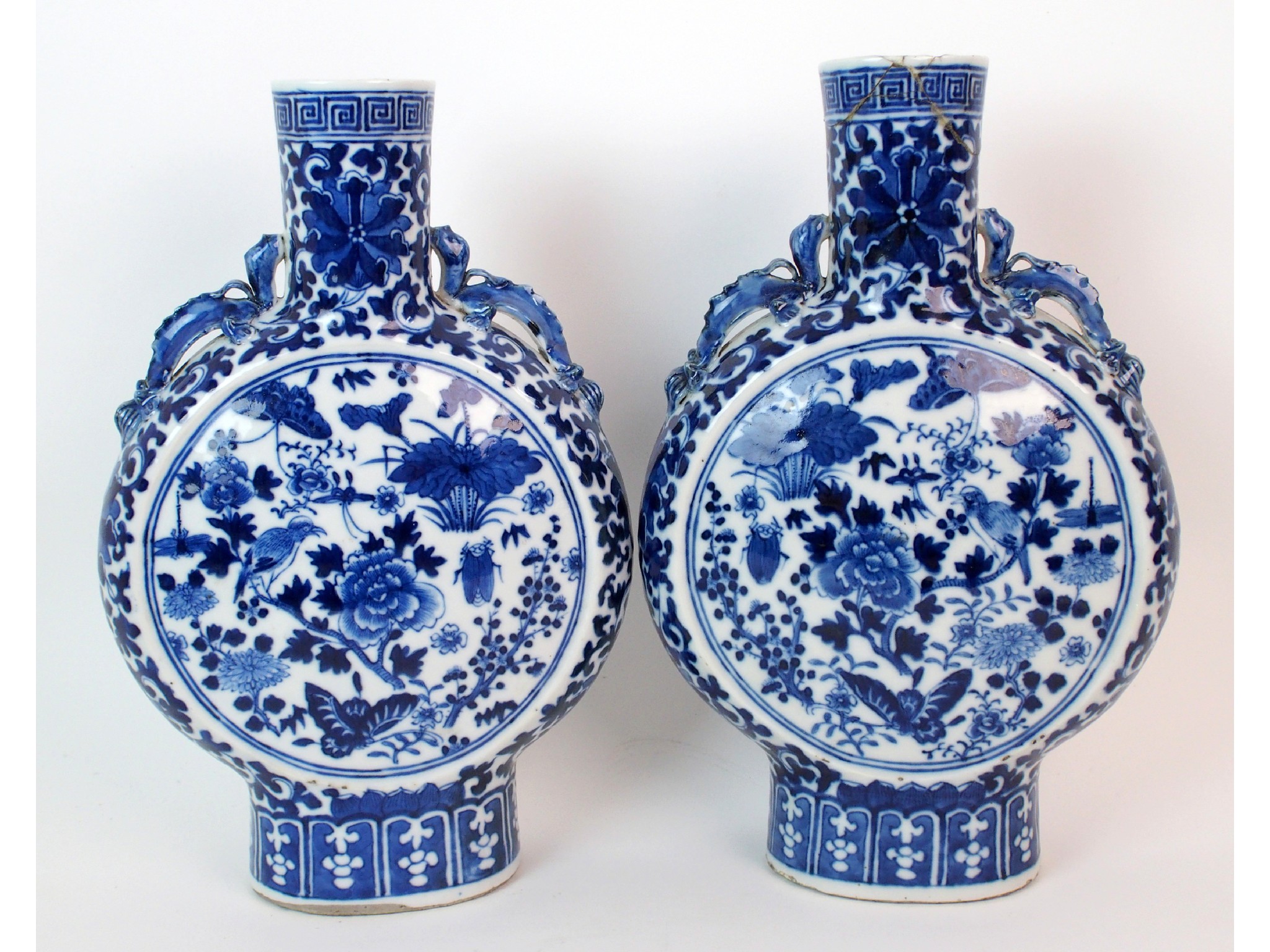 Appraisal: A pair of Chinese blue and white pilgrim bottle shaped