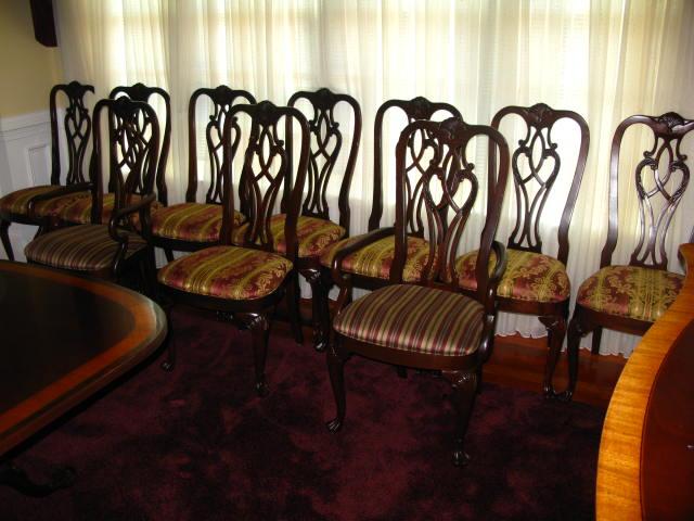 Appraisal: Set of Ethan Allen Dining Chairs Chippendale style with shell