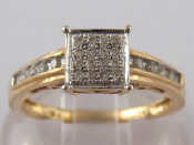 Appraisal: A yellow metal tests carat gold pave set diamond ring