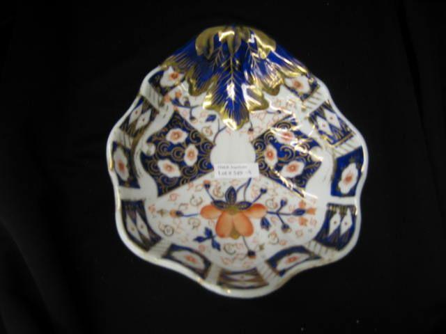 Appraisal: Imari Style Porcelain Dish shell shaped