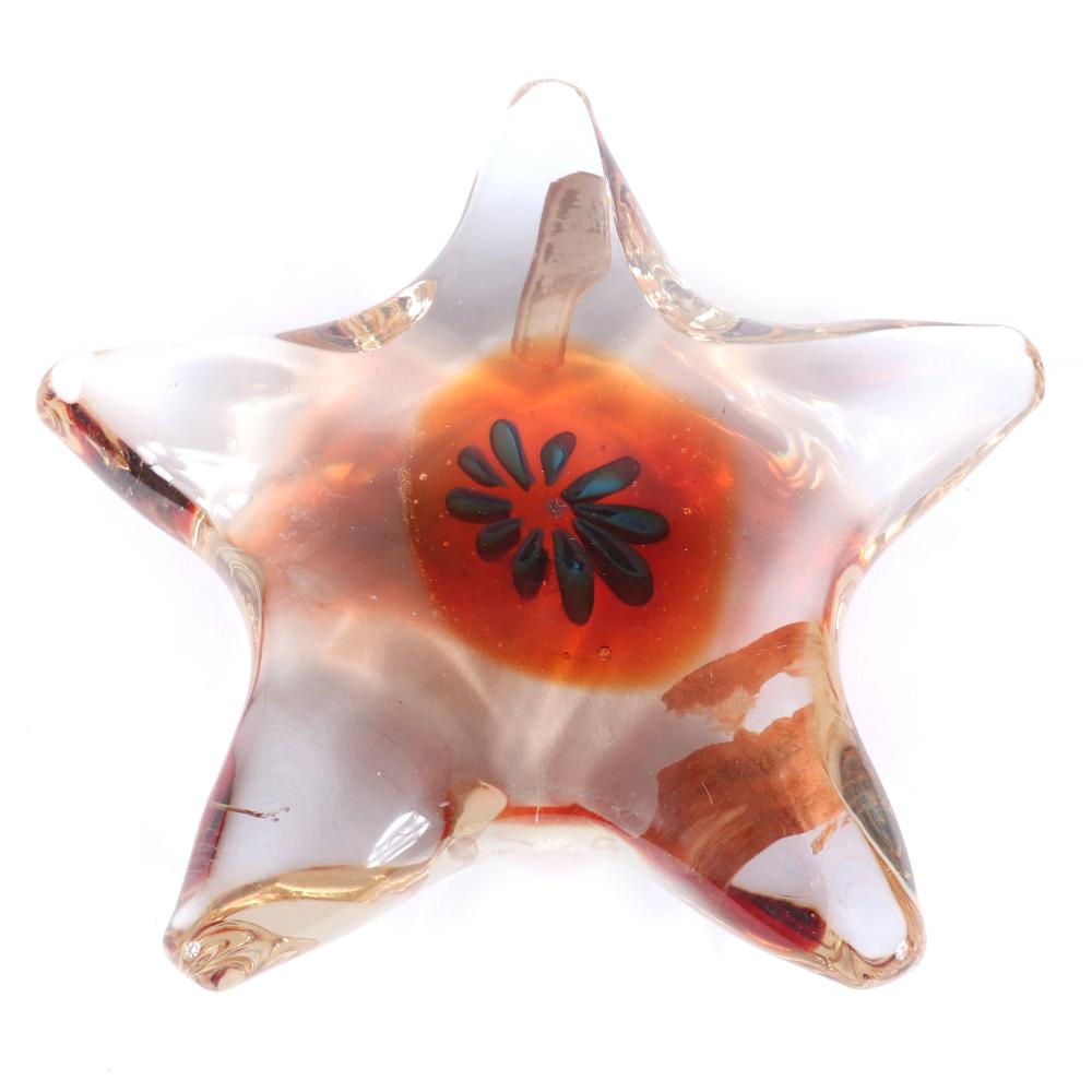 Appraisal: CENEDESE MURANO ART GLASS STAR FORM STARFISH SCULPTURAL PAPERWEIGHT WITH