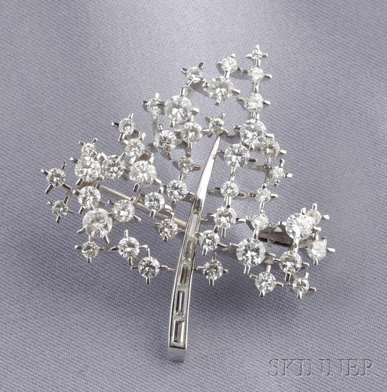 Appraisal: kt White Gold and Diamond Spray Brooch set with five