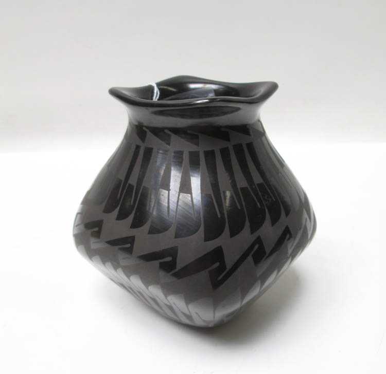 Appraisal: BLACKWARE POTTERY VASE signed Socorro Reyes Mata Ortiz village northern