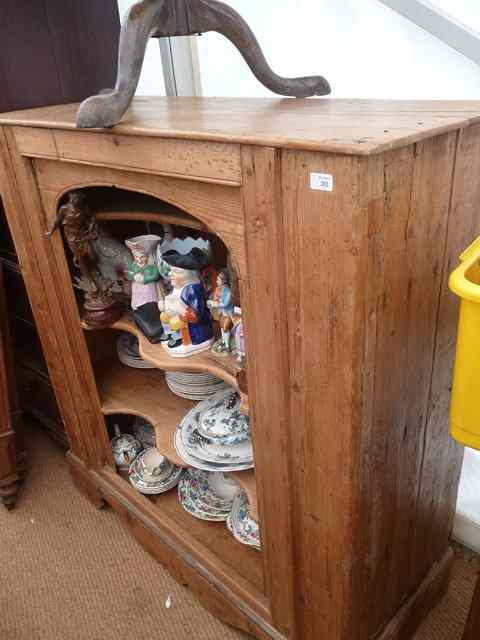 Appraisal: AN ANTIQUE PINE OPEN FRONT BOOKCASE with three fixed shelves