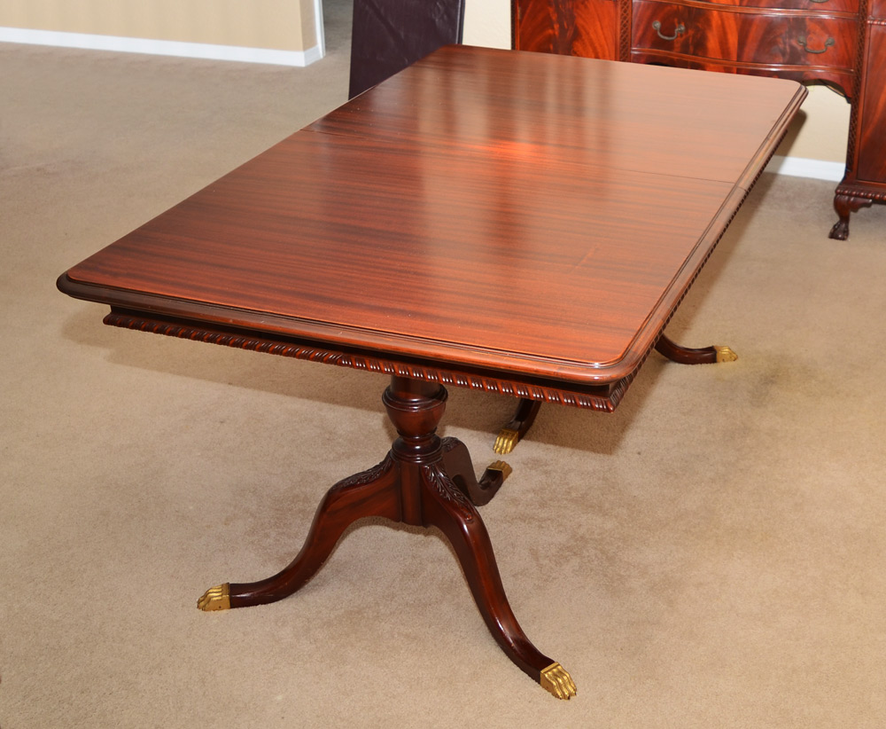 Appraisal: FINCH FINE FURNITURE MAHOGANY DINING TABLE Double pedestal base with