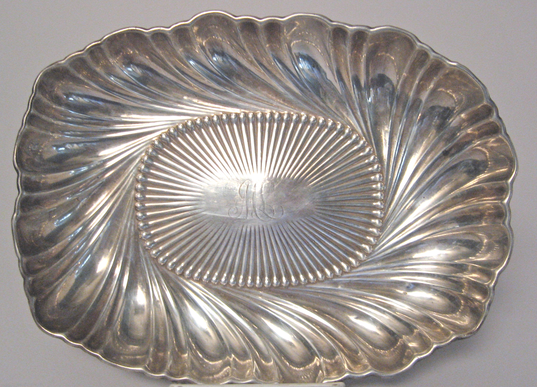 Appraisal: Gorham sterling silver bread tray With a wavy design rubbed