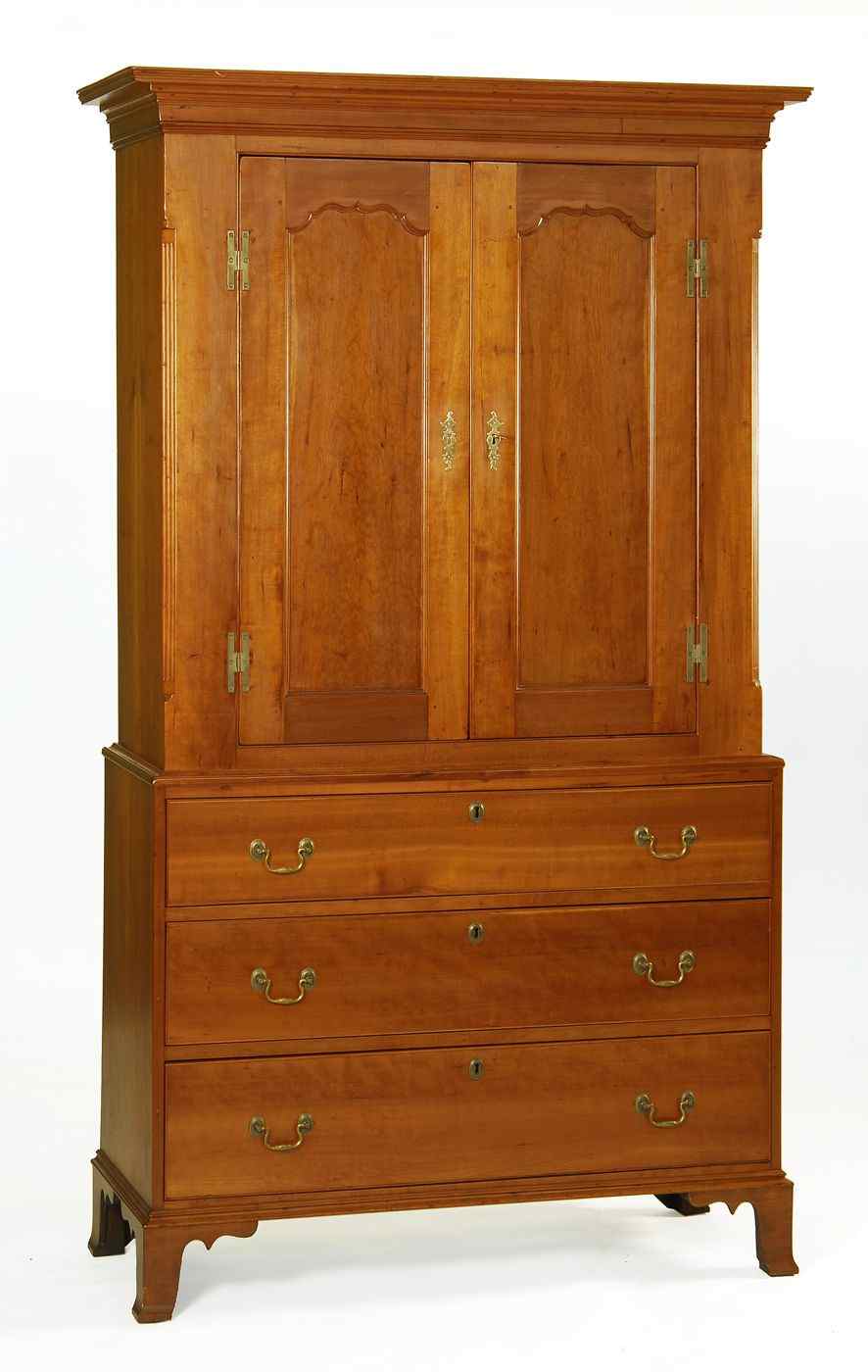 Appraisal: ANTIQUE AMERICAN HEPPLEWHITE TWO-PART PRESS CABINETCirca In cherry Upper section