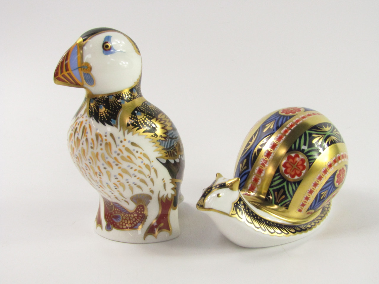 Appraisal: A Royal Crown Derby Imari paperweight modelled as a Puffin