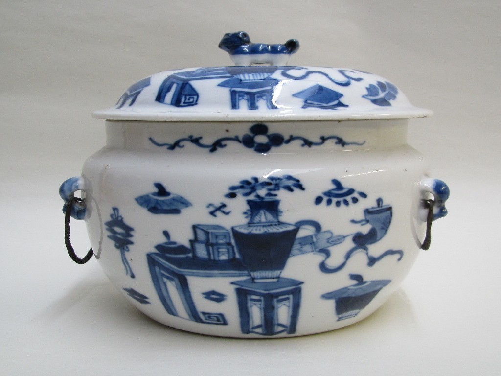 Appraisal: A Chinese blue and white two handled bowl and cover