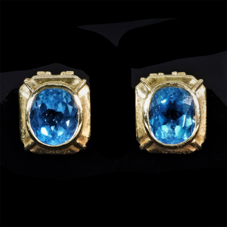 Appraisal: PR K GOLD TOPAZ EARRINGS oval Swiss blue topaz measuring