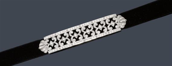 Appraisal: VELVET CHOKER WITH DIAMONDS White gold Very decorative black velvet