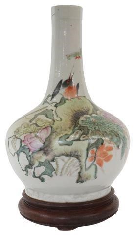 Appraisal: Chinese enameled porcelain bottleneck vase decorated with bird and lotus