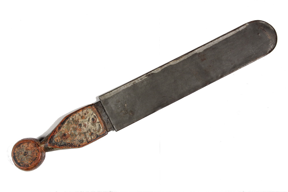 Appraisal: EARLY PLASTER SPATULA - With a paint decorated wooden handle