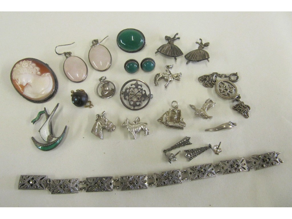 Appraisal: Lot comprising green agate and silver brooch and earrings set