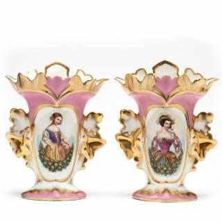 Appraisal: Pair of Paris Porcelain Mantel Vases th century hand painted