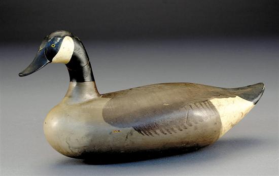 Appraisal: Canada goose gunning decoy attributed to R Madison Mitchell Havre