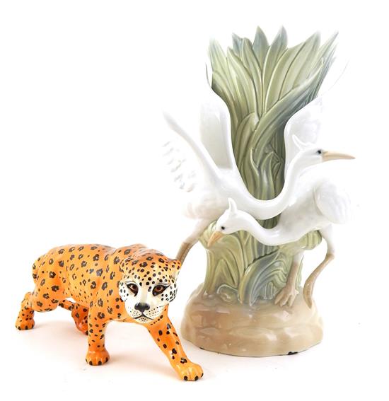 Appraisal: Two pieces of porcelain Beswick England figural cheetah in walking