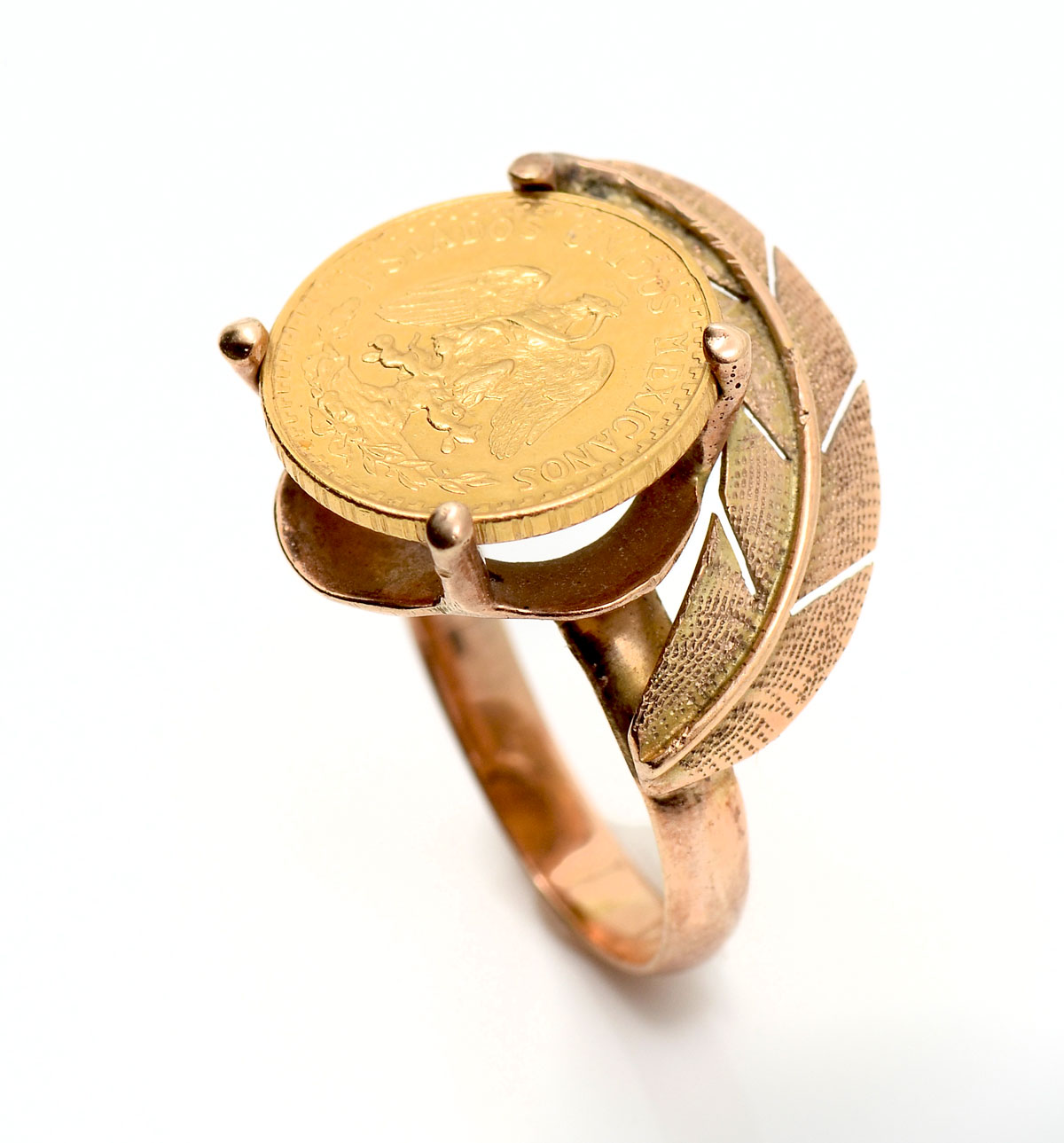 Appraisal: K MEXICAN DOS PESOS COIN RING K yellow gold ring