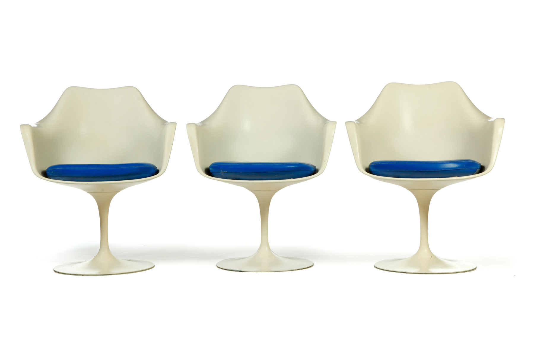 Appraisal: SEVEN TULIP CHAIRS BY EERO SAARINEN FOR KNOLL American mid