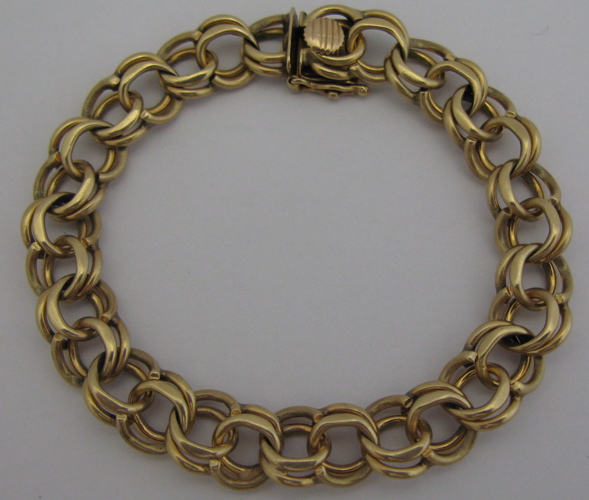 Appraisal: K YELLOW GOLD CHAIN BRACELET - in length Weight grams