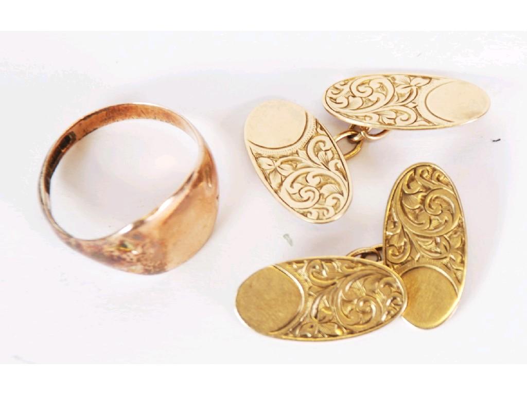 Appraisal: PAIR OF ct GOLD DOUBLE OVAL CUFFLINKS engraved with foliate