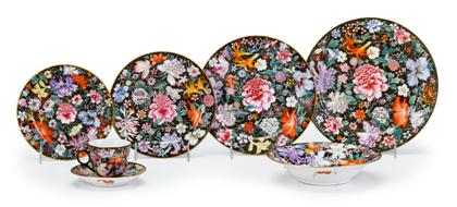 Appraisal: Fine Chinese seven piece famille rose and gilt decorated porcelain