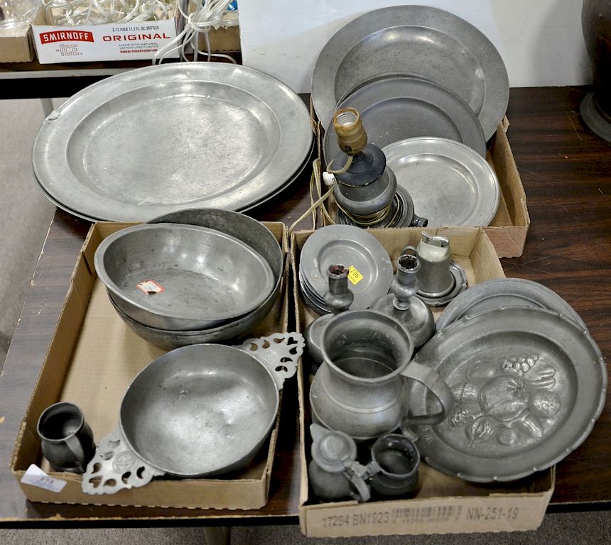 Appraisal: Large group of mostly early pewter bowls candlesticks two chargers