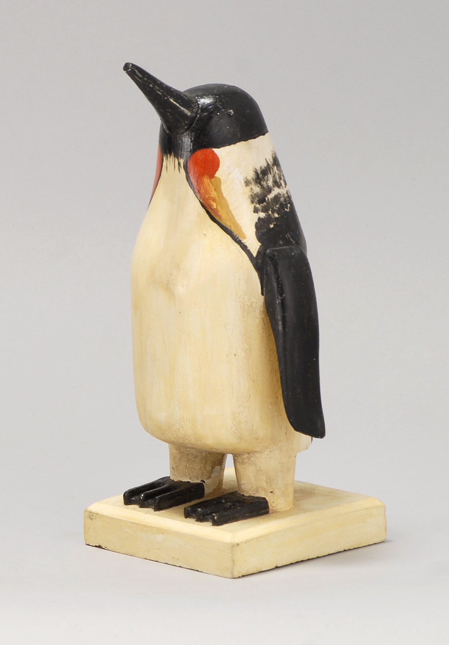 Appraisal: CARVED WOODEN FIGURE OF A STANDING EMPEROR PENGUIN Possibly the