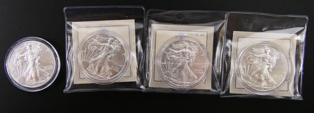 Appraisal: LOT OF LIBERTY EAGLE SILVER DOLLARS All appear to be