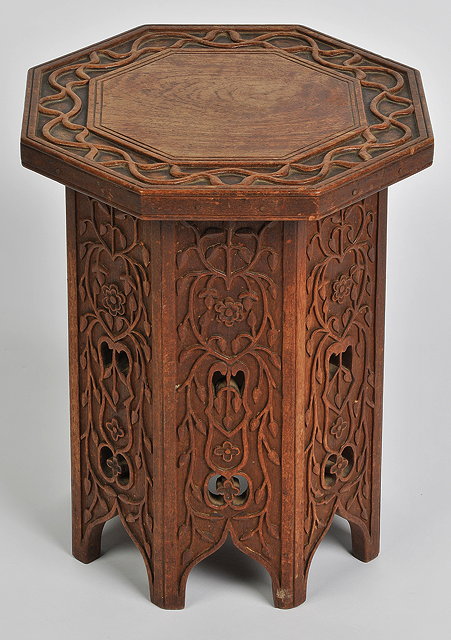 Appraisal: AN EARLY TH CENTURY OAK MOORISH STYLE OCTAGONAL OCCASIONAL TABLE