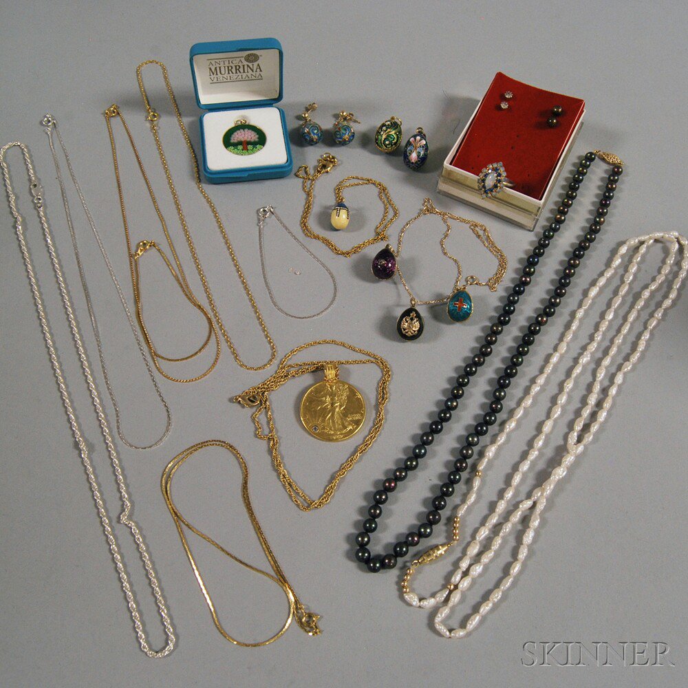 Appraisal: Group of Assorted Jewelry including a Venetian glass pendant a