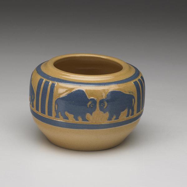 Appraisal: NORTH DAKOTA SCHOOL OF MINES Squat vase carved by Julia