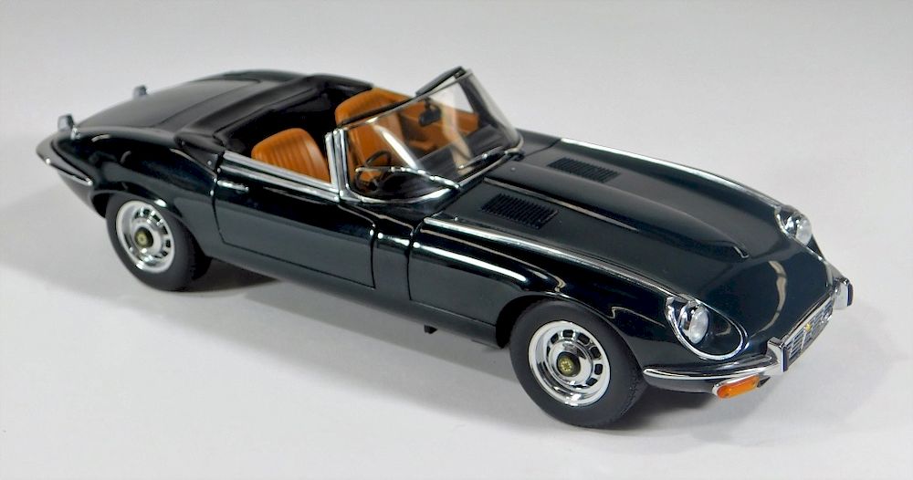 Appraisal: AUTOart Millenium Jaguar E-Type Roadster Diecast United States Contemporary Millenium