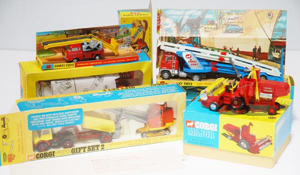 Appraisal: CORGI MAJOR MASSEY-FERGUSON GIFT SET UNIMOG G GOOSE DUMPER PRIESTMAN