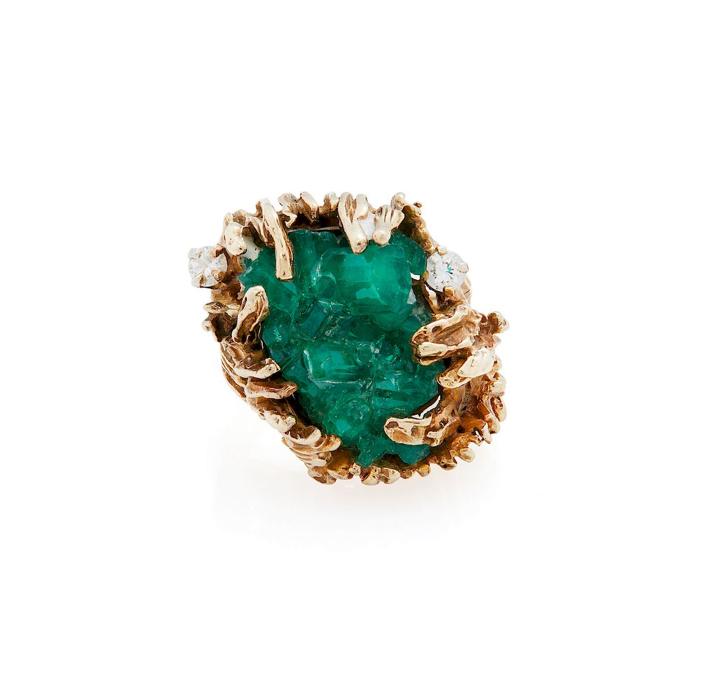 Appraisal: k Gold Chatham Emerald Crystal Ring k yellow gold ring