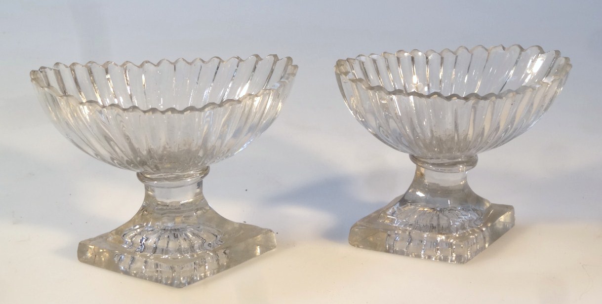 Appraisal: A pair of early thC cut glass salts each fluted